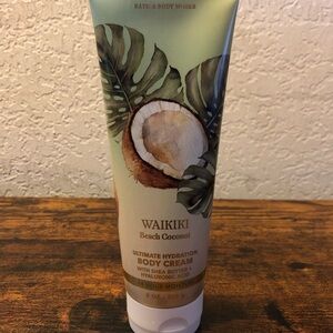 Bath and Body Works Waikiki Beach Coconut Body Cream